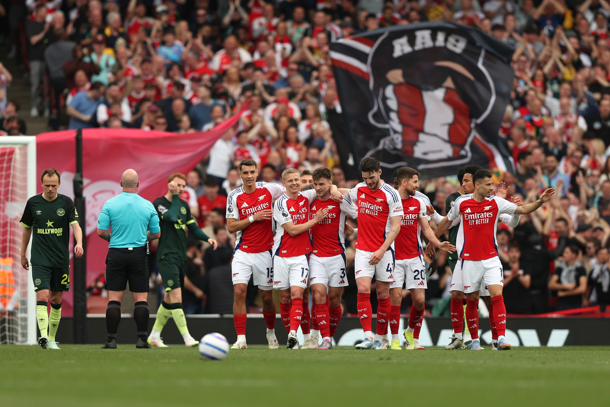 2025中英职业足球青训交流会在海口启幕，李克敏致开幕辞