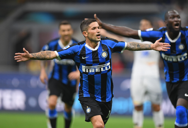 本轮亚冠精英观众人数：成都27836人居首，申花第4，海港第5（亚冠精英本轮上座人数榜：成都以27836人领跑，申花第4，海港第5）