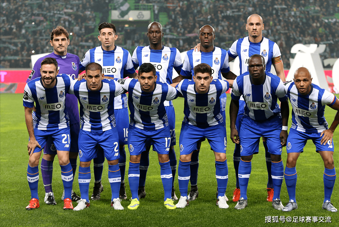 记者：蒋圣龙带330毫升肾脏积液征战半年多，刚完成手术（记者：蒋圣龙带330毫升肾积液征战半年多，手术刚刚完成）