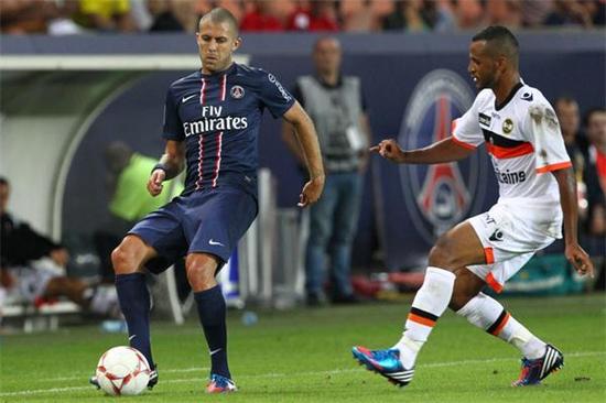 球迷：这停球我学不了