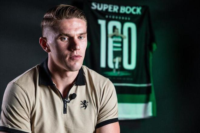 雷霆球员亚历山大砍37分，米切尔贡献20分，以赛亚-乔也有出色表现，带领球队打出强势进攻，以39-18击败开拓者。