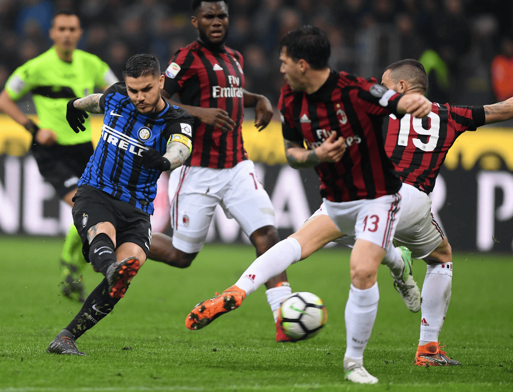 欧冠联赛战术分析：曼联攻防策略（欧冠战术解读：曼联攻守之道）