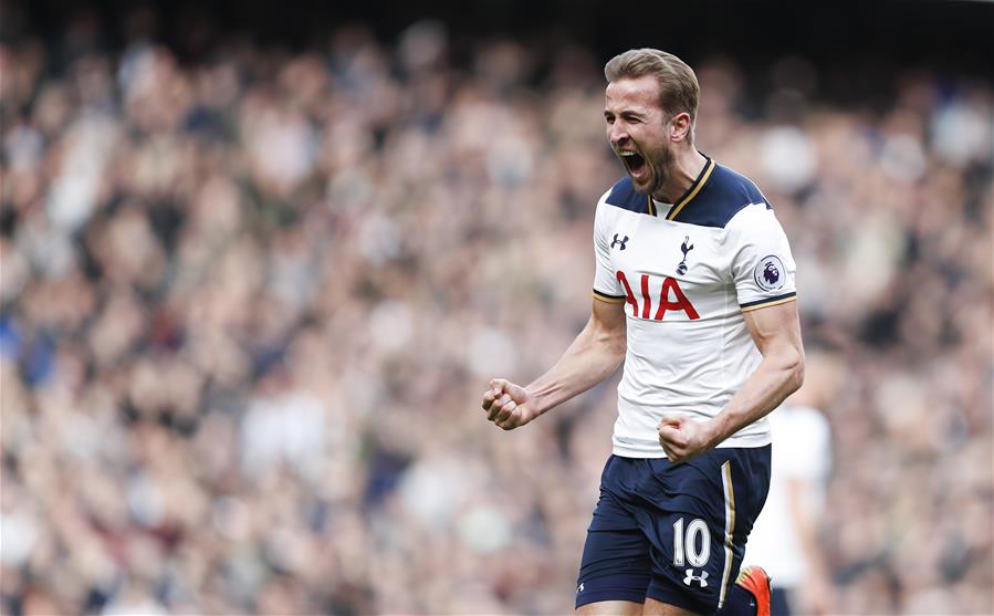 亚冠卡位生死战！布里兰主场无敌争出线，江原FC客场搏命追积分（亚冠关键卡位战：布里兰主场强势力争出线，江原FC客场背水一战抢分）