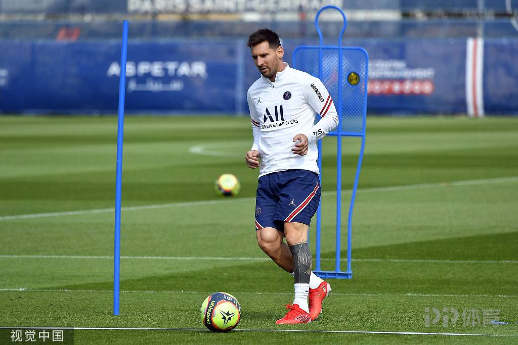 鲁比亚莱斯：所有西甲球队都抗议过VAR的使用，皇马就一两次（鲁比亚莱斯称西甲各队均曾质疑VAR，皇马仅一两次）